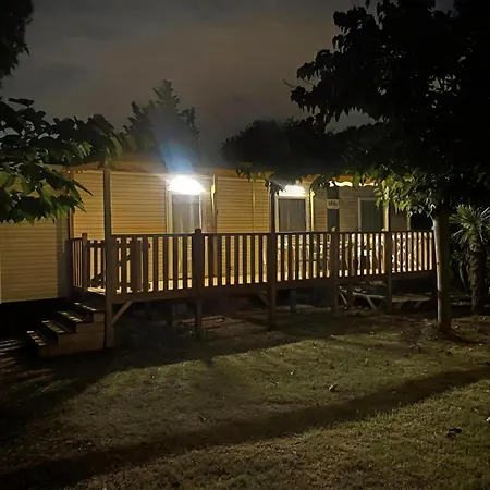 Campingplatz Bt - Le Soleia, Confort & Lumiere, 2 Ch, 2 Sdb, Entre Et Petite Camargue, Super Equipe 4*