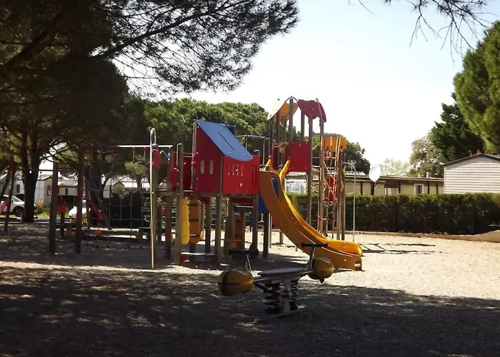Parque de Campismo Bt - Le Soleia, Confort & Lumiere, 2 Ch, 2 Sdb, Entre Et Petite Camargue, Super Equipe