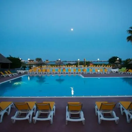 Bt - Le Soleia, Confort&lumière, 2 Ch, 2 Sdb, Entre Et Petite Camargue, Super équipé Camping 4*